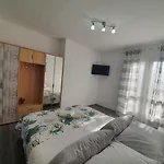 Apartamento Oleander In Pakoštane
