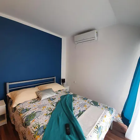 Oleander In * Pakoštane