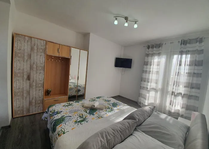 Apartment Oleander In Pakoštane